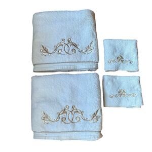 Avanti Linens 2 Cotton Bath Towels & 2 Egyptian Cotton Washcloths in Ivory/Gold